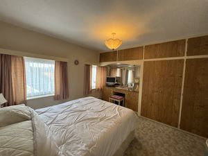 FF DOUBLE BEDROOM - click for photo gallery